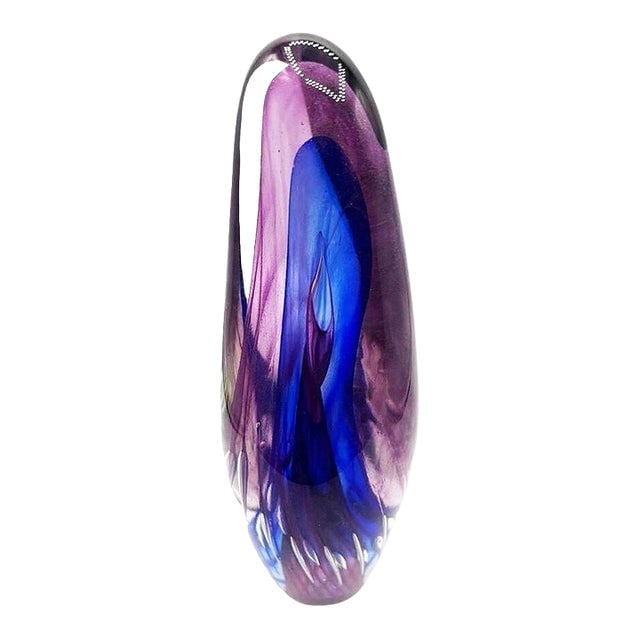 1960s Mid-Century Tear Drop Blue and Purple Murano Style Art Glass Sculpture: Title: 1960s Mid-Century Tear Drop Blue and Purple Murano Style Art Glass Sculpture Description: This Luigi Onesto-style teardrop abstract art glass sculpture is a captivating testament to Venetian