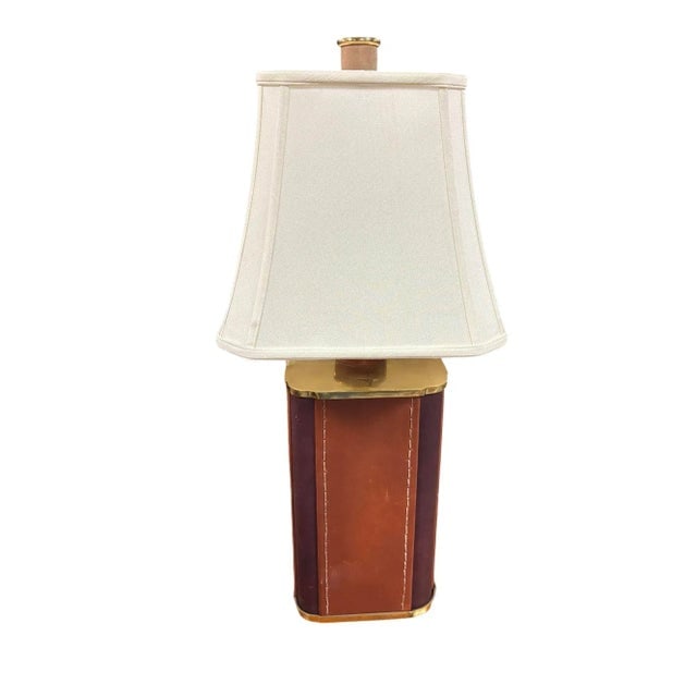 1970s Two-Toned Square Leather Wrapped Table Lamp With Gold Trim - 7