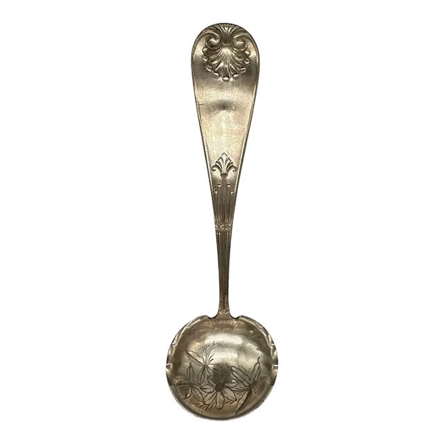 1889 Towle Mfg. Co Shell II Pattern Large Soup Ladle Mono Grammed "Fox" (1 of 10)