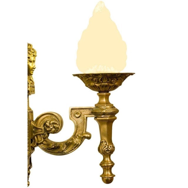 1970s Art Deco Liberty Figural Bronze Entry Sconce With Sunburst Motif - 3