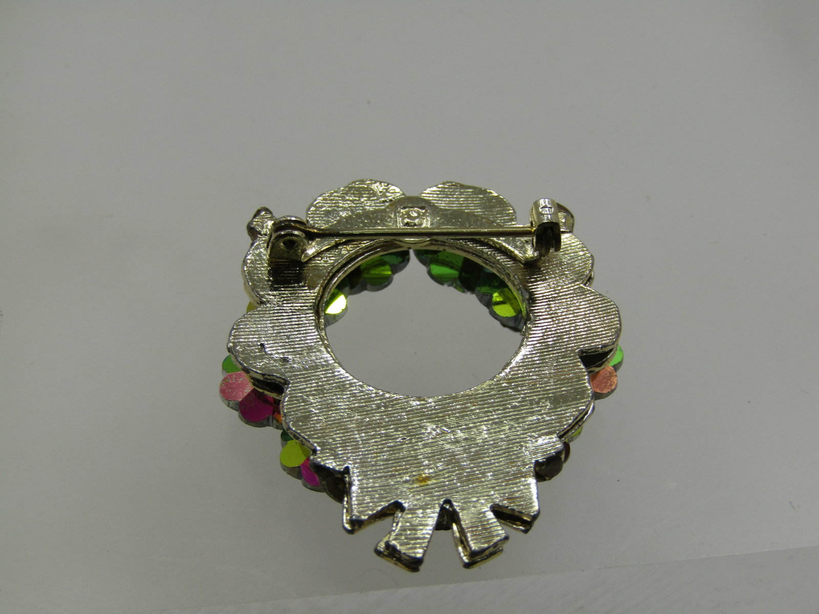 Vintage Watermelon Rhinestone Christmas Wreath Brooch, 1960's - 6