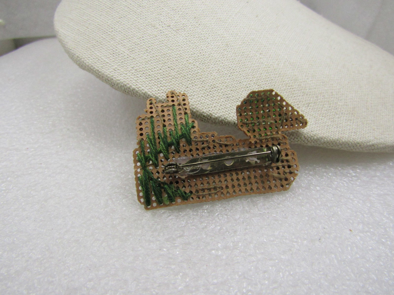 Vintage Glass Beaded Duck & Cat-O-Nine Tail Brooch - 4