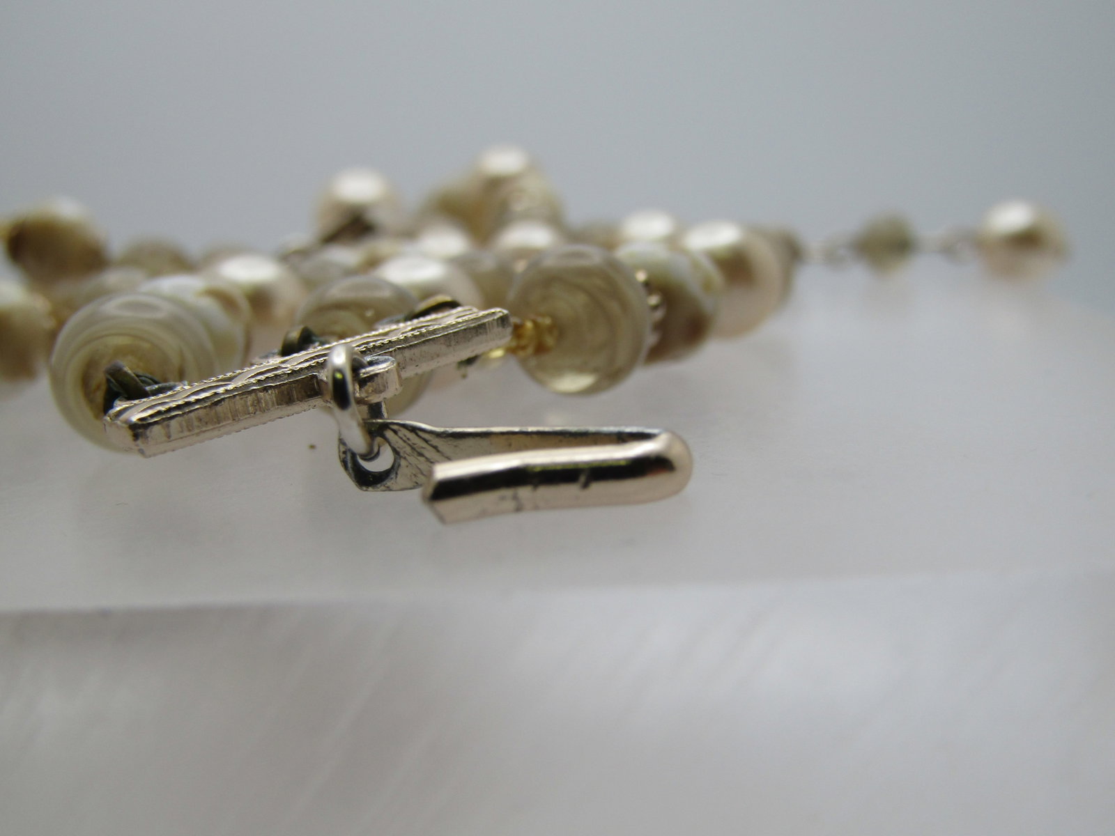 Vintage Triple strand Glass, Spiral/Glitter Beaded Necklace, 17", Faux Pearls, 1950's-1960's - 5