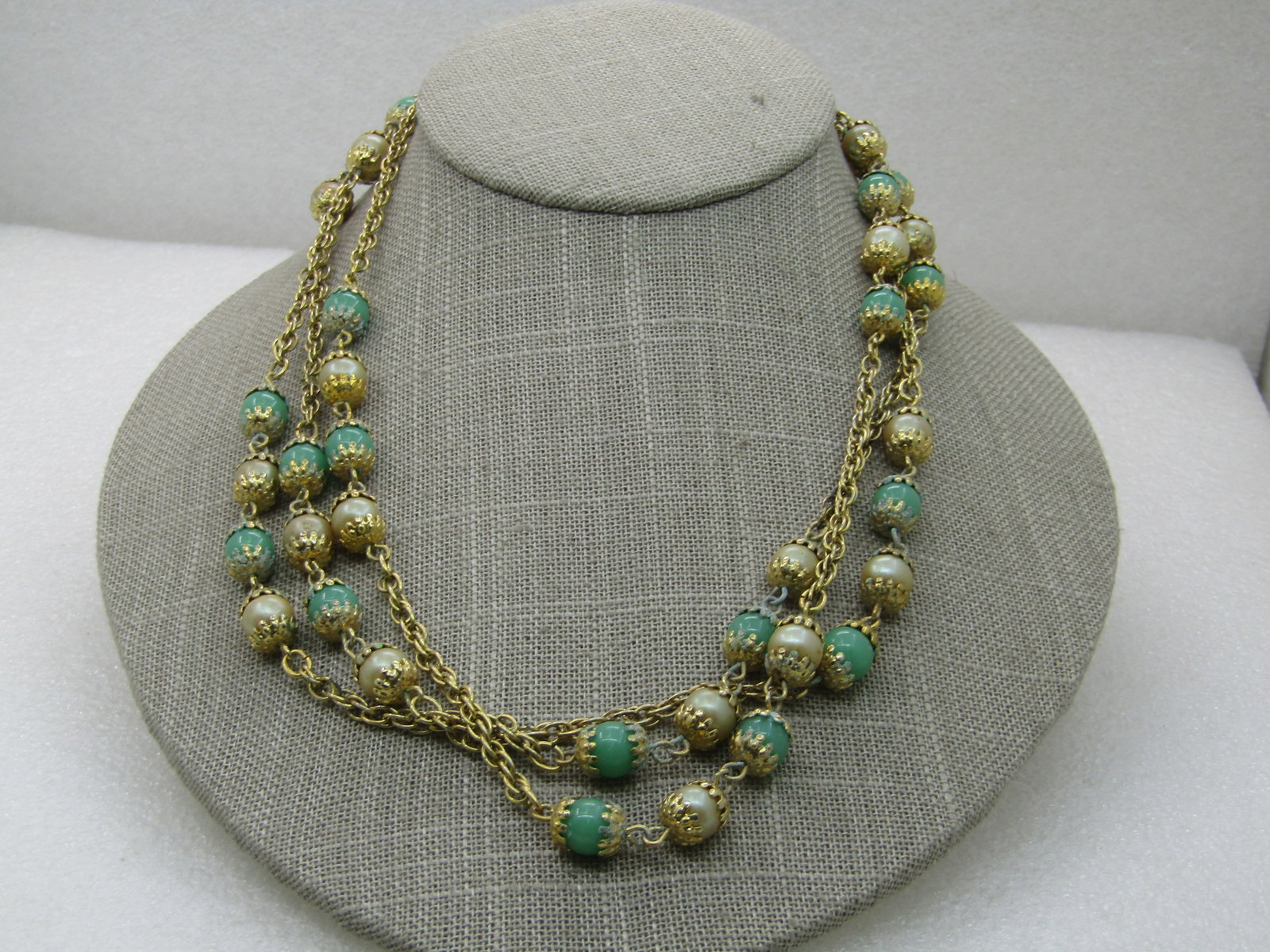 Vintage Green Glass Faux Pearl Necklace, 54", 8mm Unsigned Celebrity. - 2