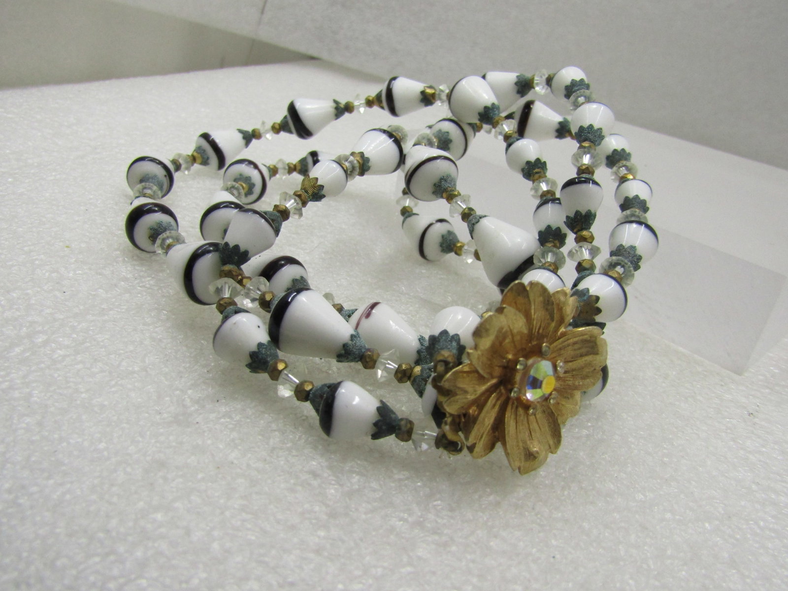 Vintage Double Strand Black & White Glass Beaded Necklace, 21" - 5