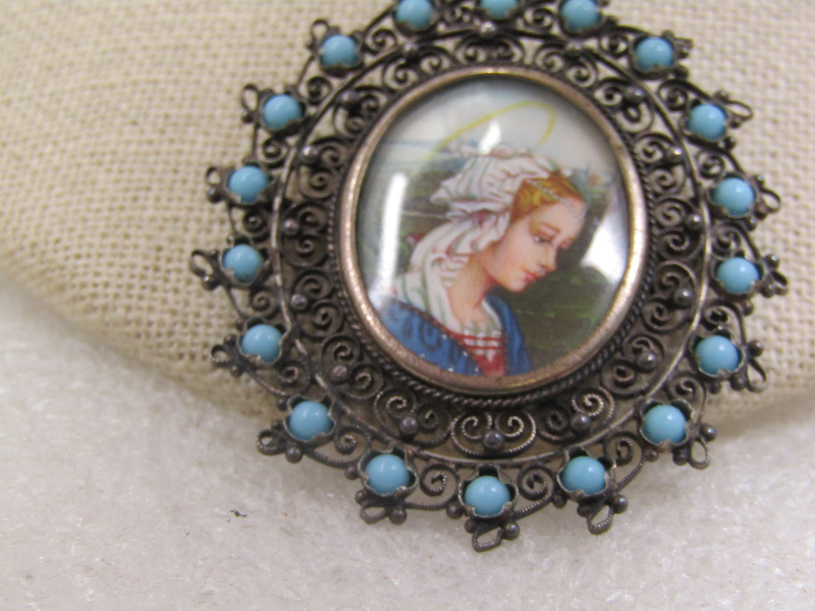 .800 Silver Painted Girl Brooch/Pendant, Turquoise Glass Beaded Filigree Frame (1 of 6)