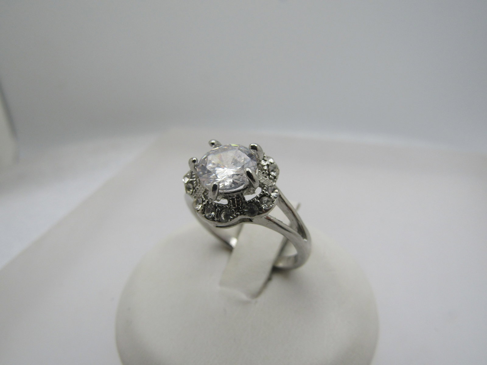 Costume Clear Rhinestone Ring, Sz. 6.5, Halo - 3