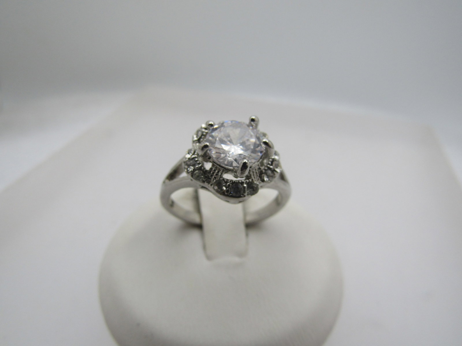 Costume Clear Rhinestone Ring, Sz. 6.5, Halo - 4