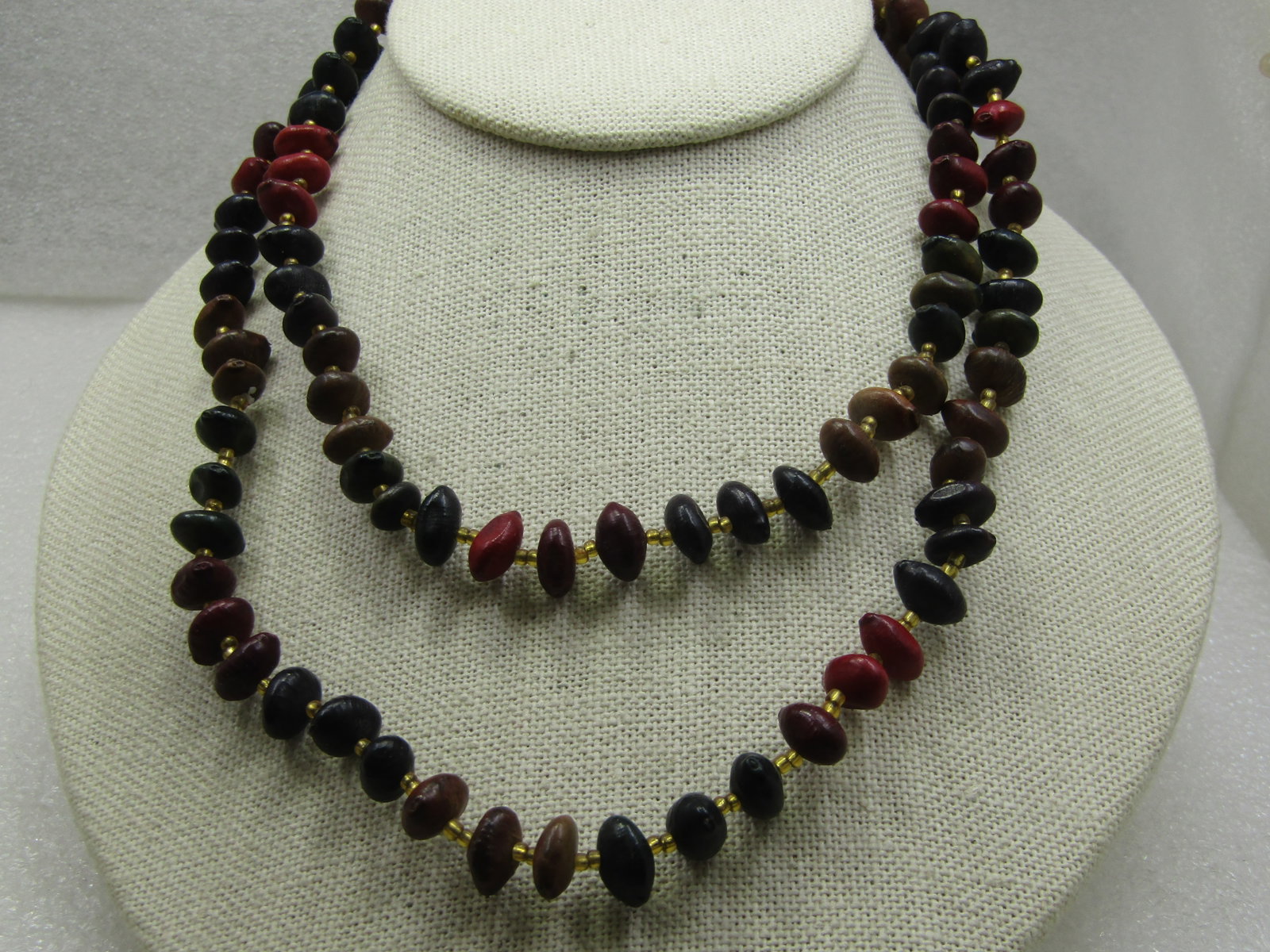 Vintage Earthtone Pod Beaded Necklace. Glass Beads 34" - 2