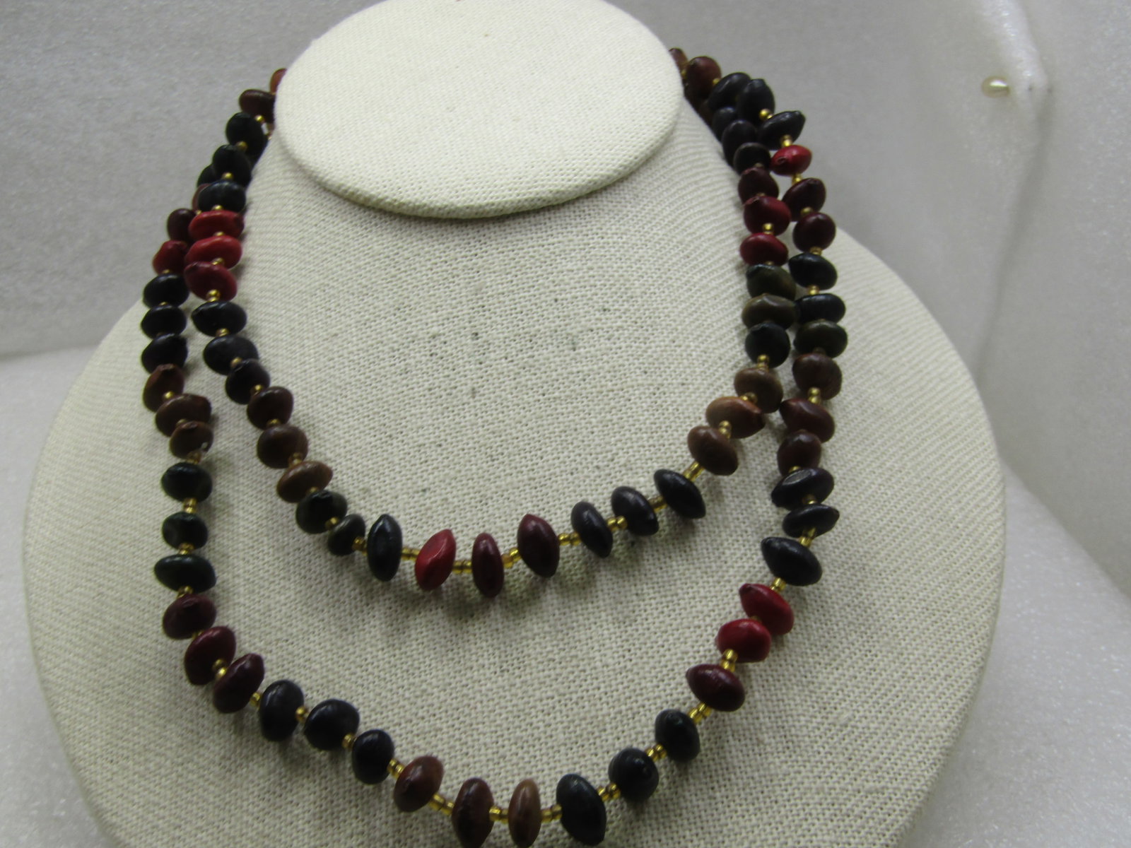 Vintage Earthtone Pod Beaded Necklace. Glass Beads 34" - 3
