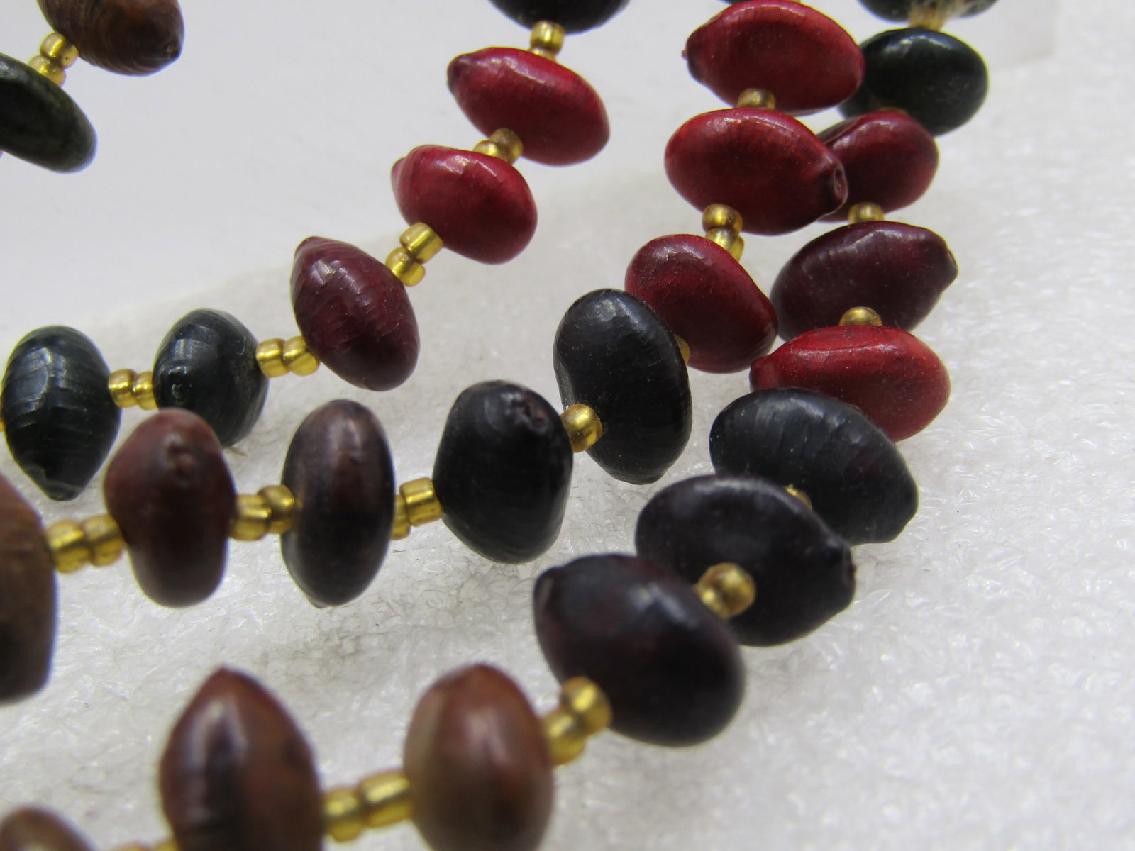 Vintage Earthtone Pod Beaded Necklace. Glass Beads 34" - 5