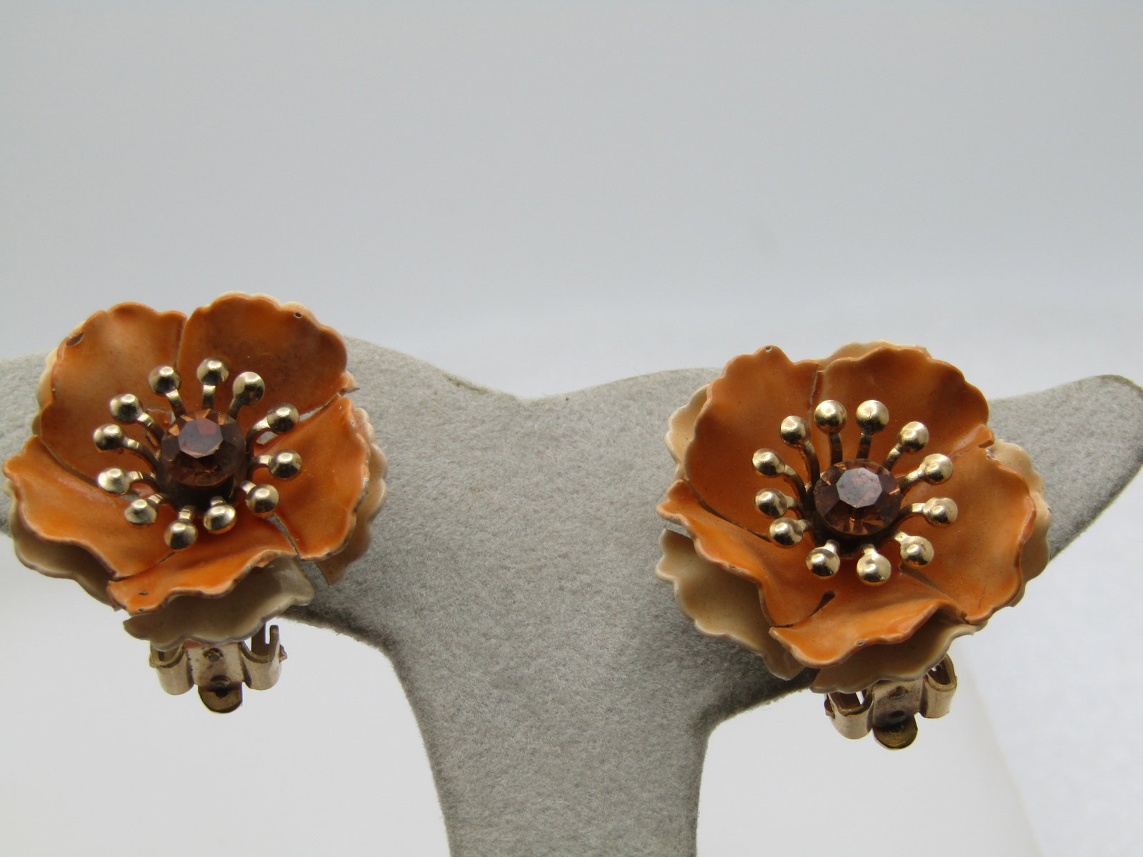 Vintage Coro Orange & Cream Clip Earrings, Rhinestone, 1940's-1950's - 4
