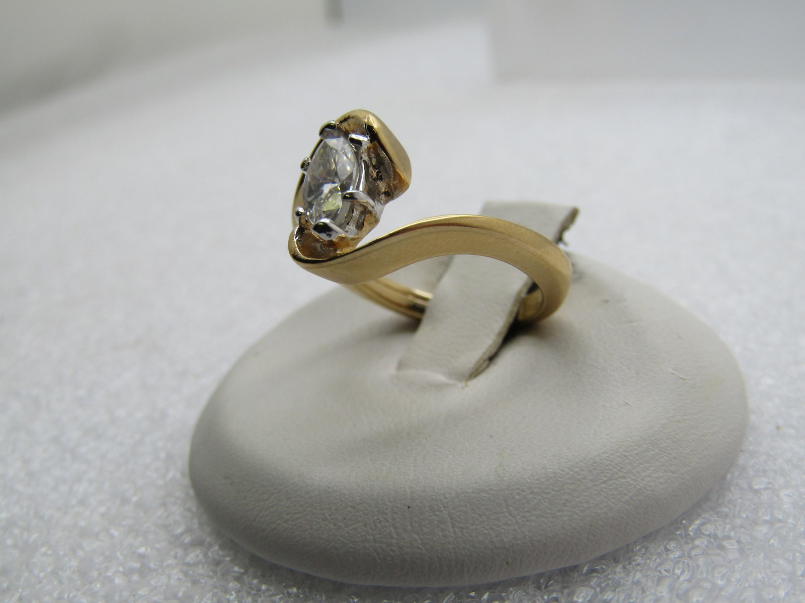 Vintage Fashion Marquise Bypass Ring, Sz. 5 - 2