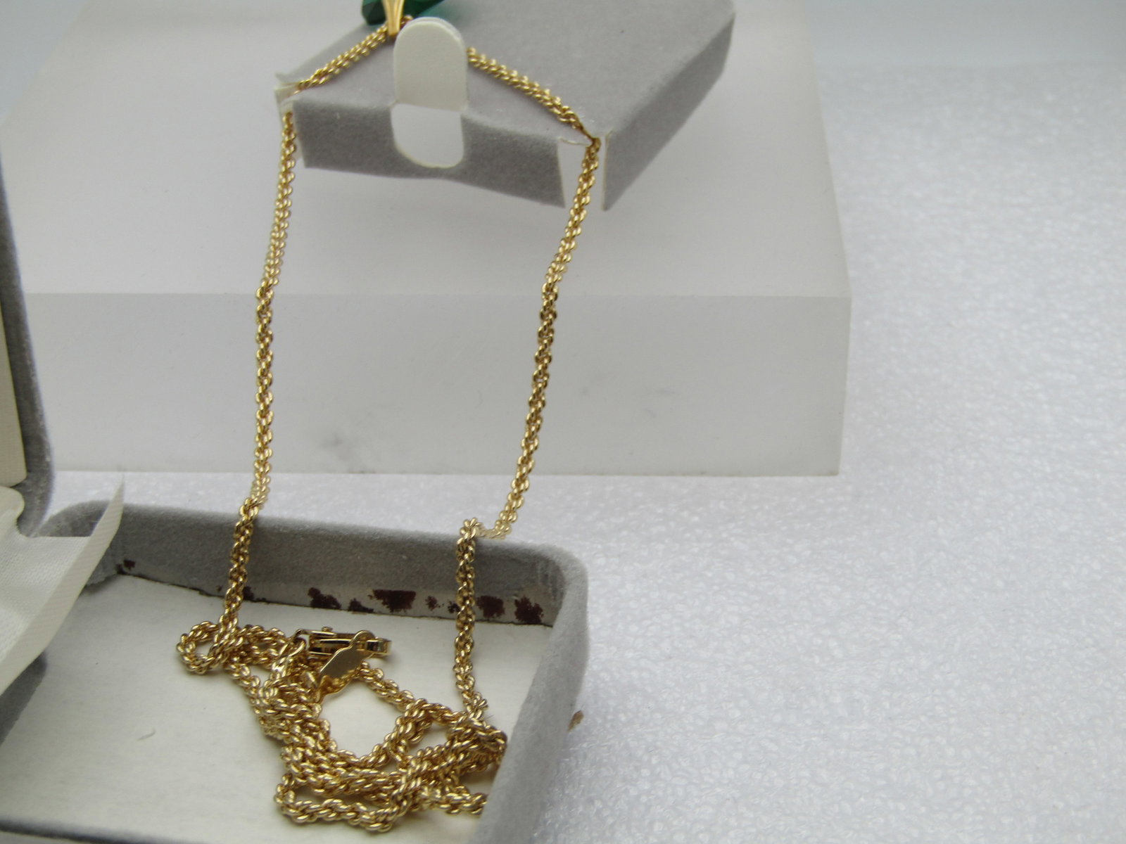 Vintage Green Crystal Heart Necklace Pierced Earrings Set, 20" - 6