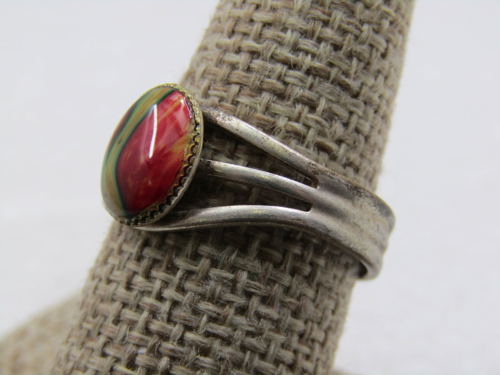 Vintage Silver Tone Red Glass Stone Ring, Adj. 6-8 - 3