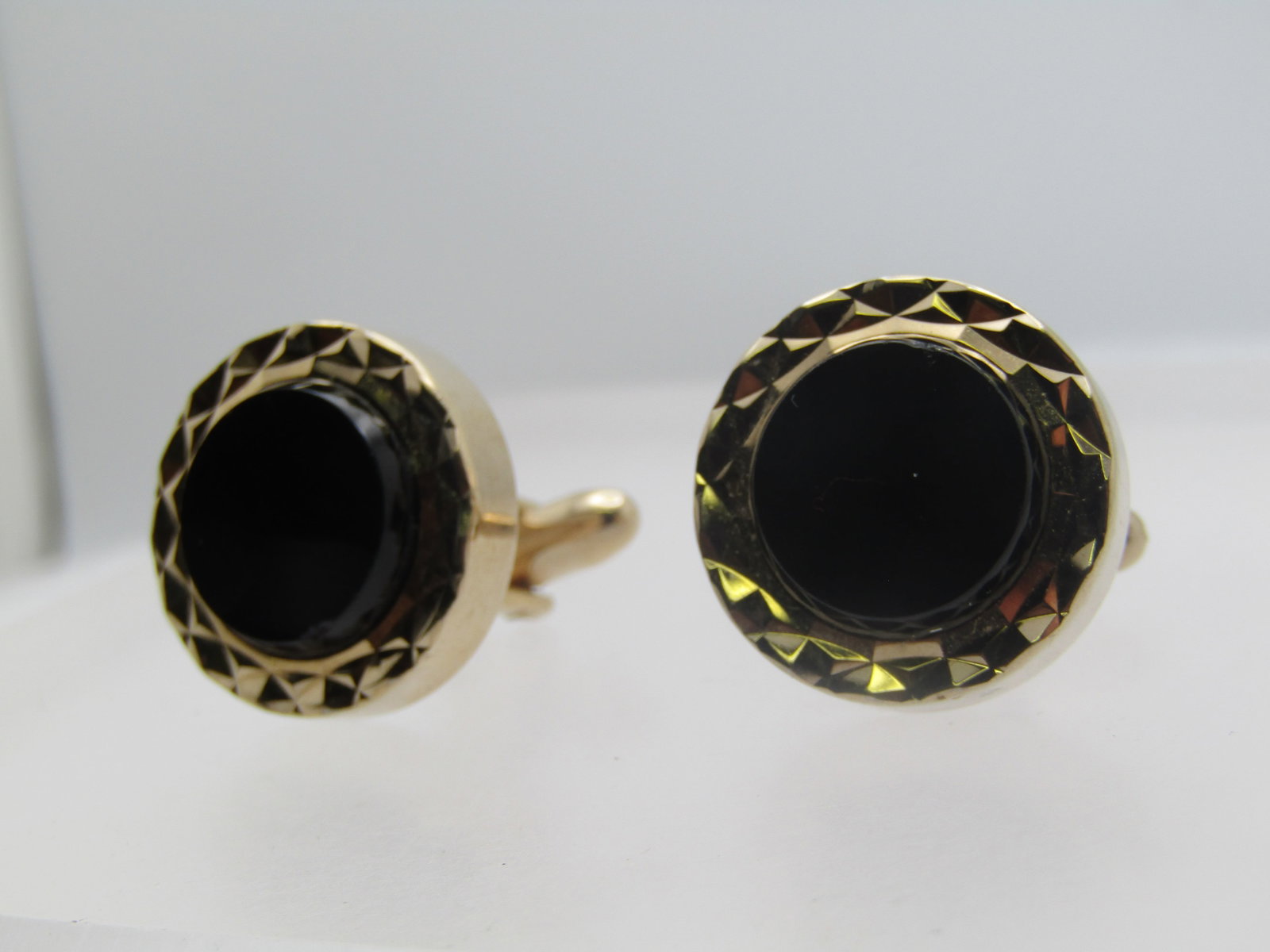 Vintage Hickok Black Cufflinks, Diamond Cut, 1960's-1970's - 2