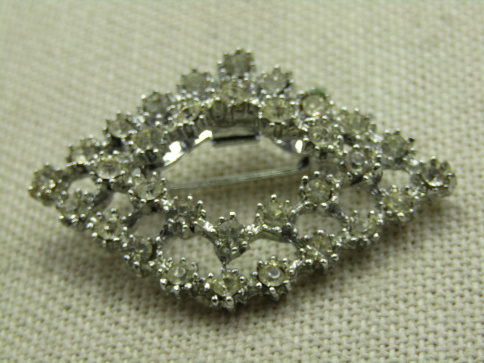 Vintage Tiered Rhinestone Brooch, Diamond Shaped, 1950's-1960's - 3