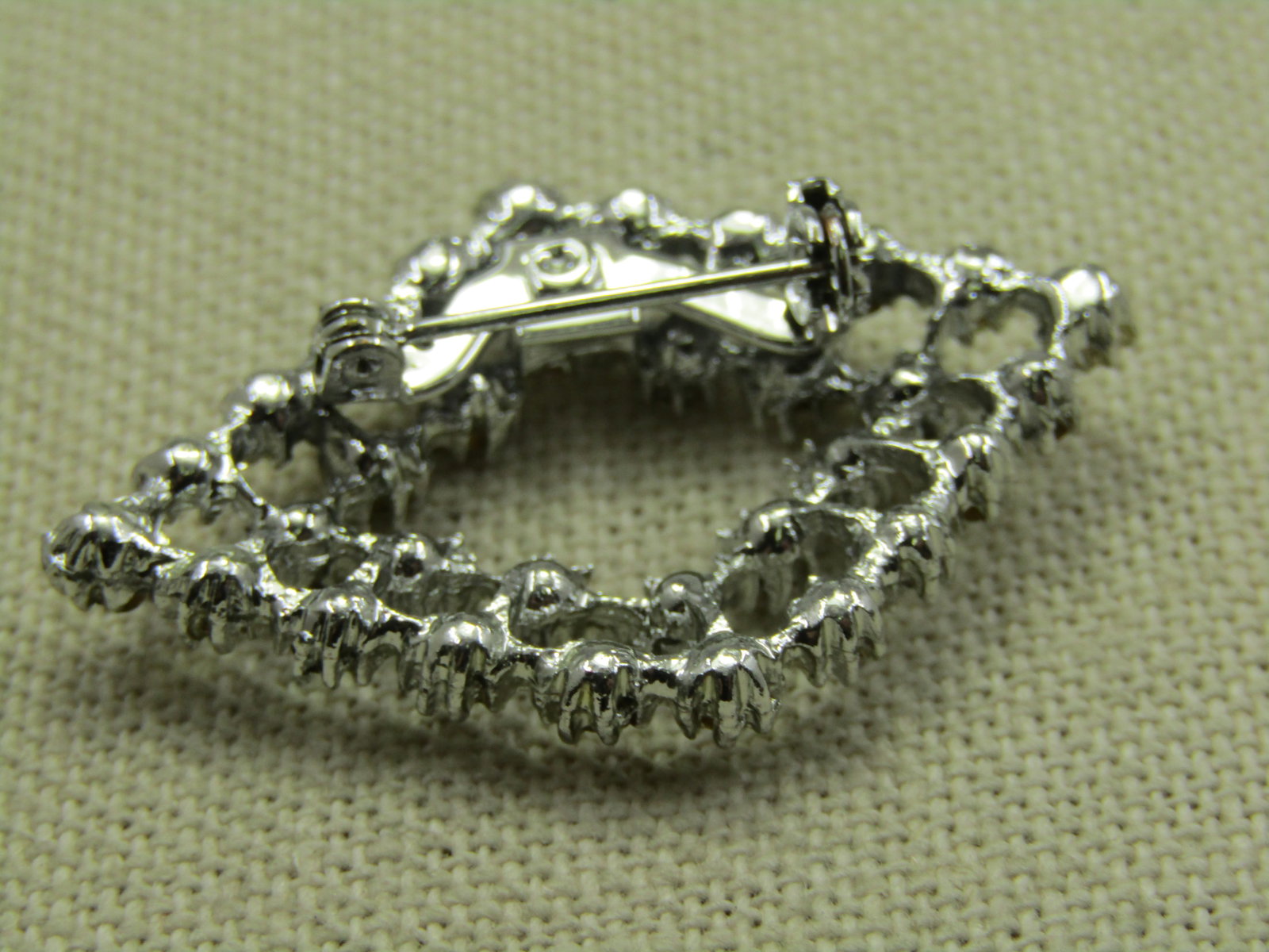 Vintage Tiered Rhinestone Brooch, Diamond Shaped, 1950's-1960's - 4