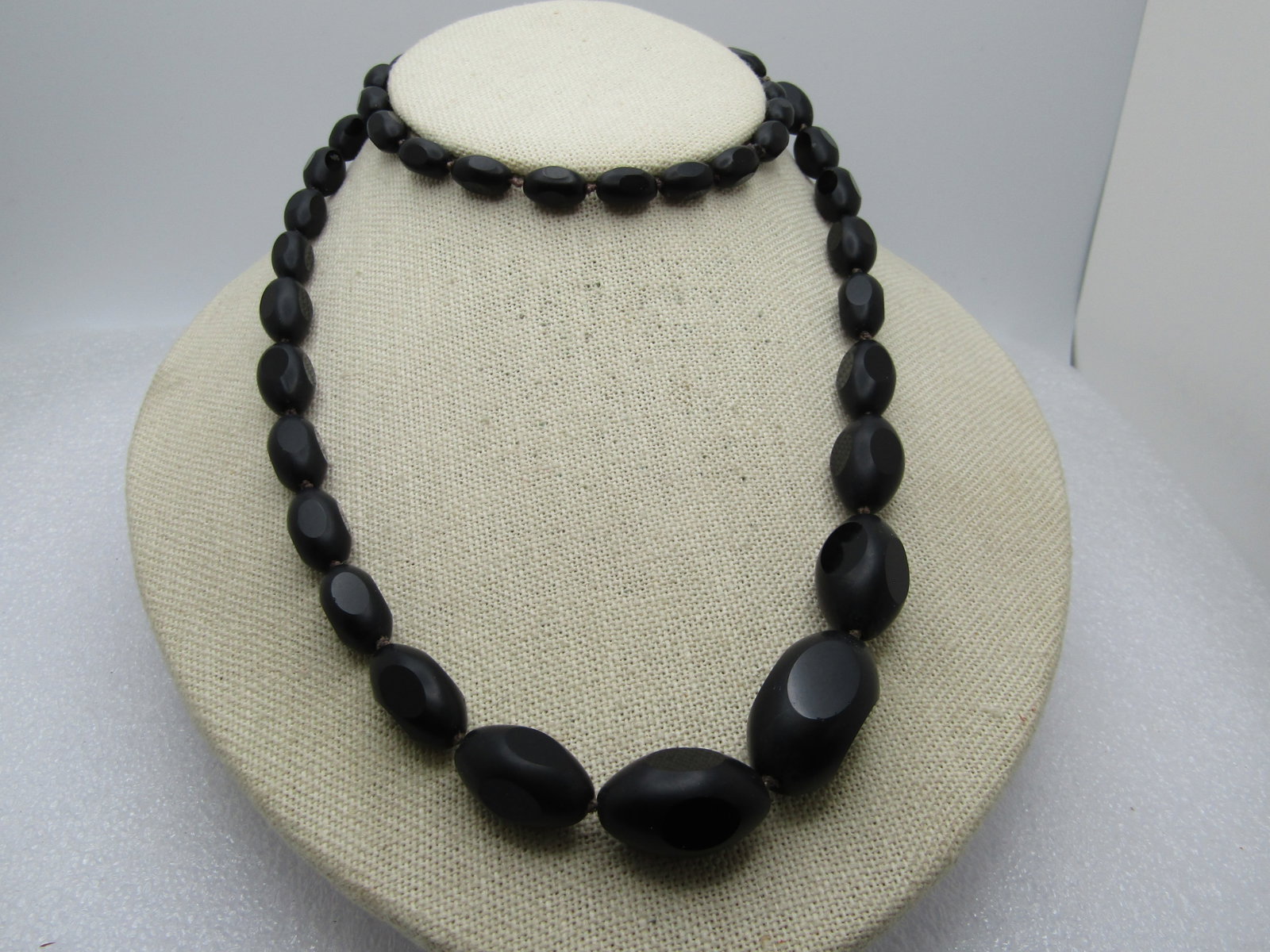 Vintage Black Cut Glass Mourning Necklace, Graduated, 28", 1930's-1940's - 3