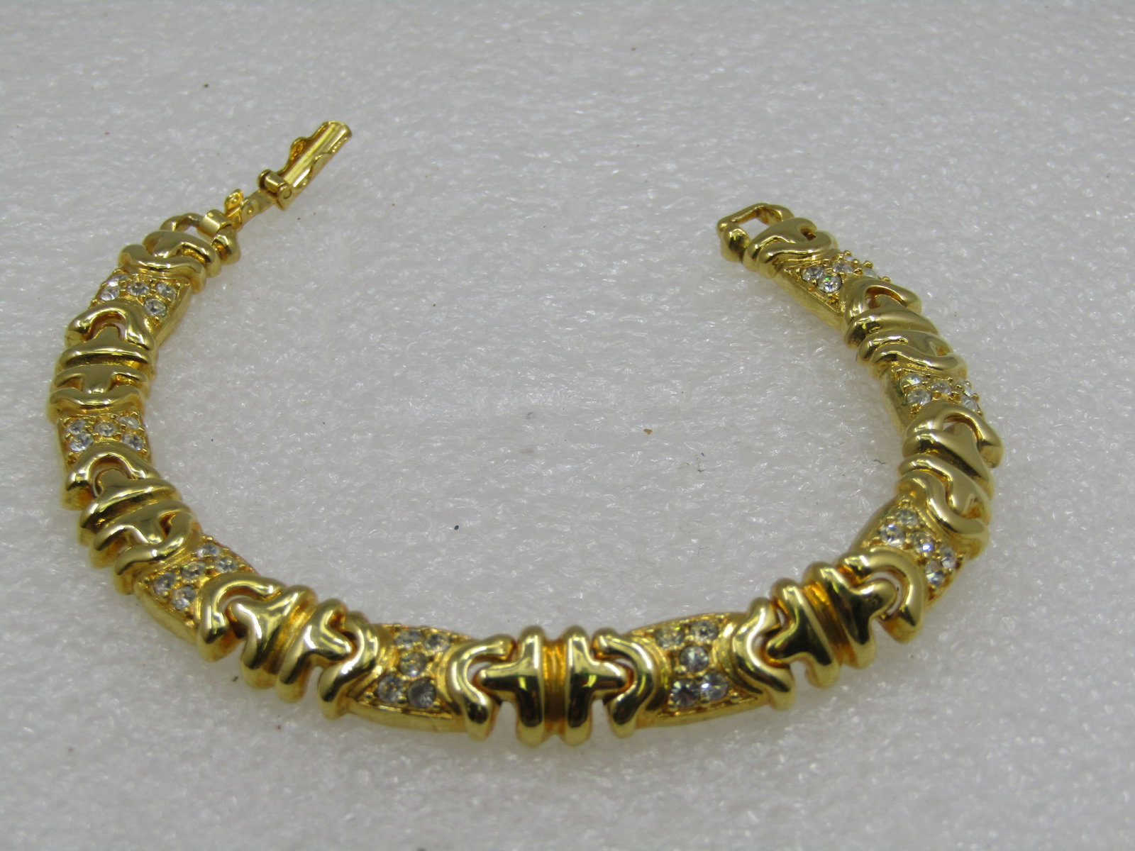 Vintage Joan Rivers Rhinestone Bracelet, 7.25, Gold Tone (1 of 5)