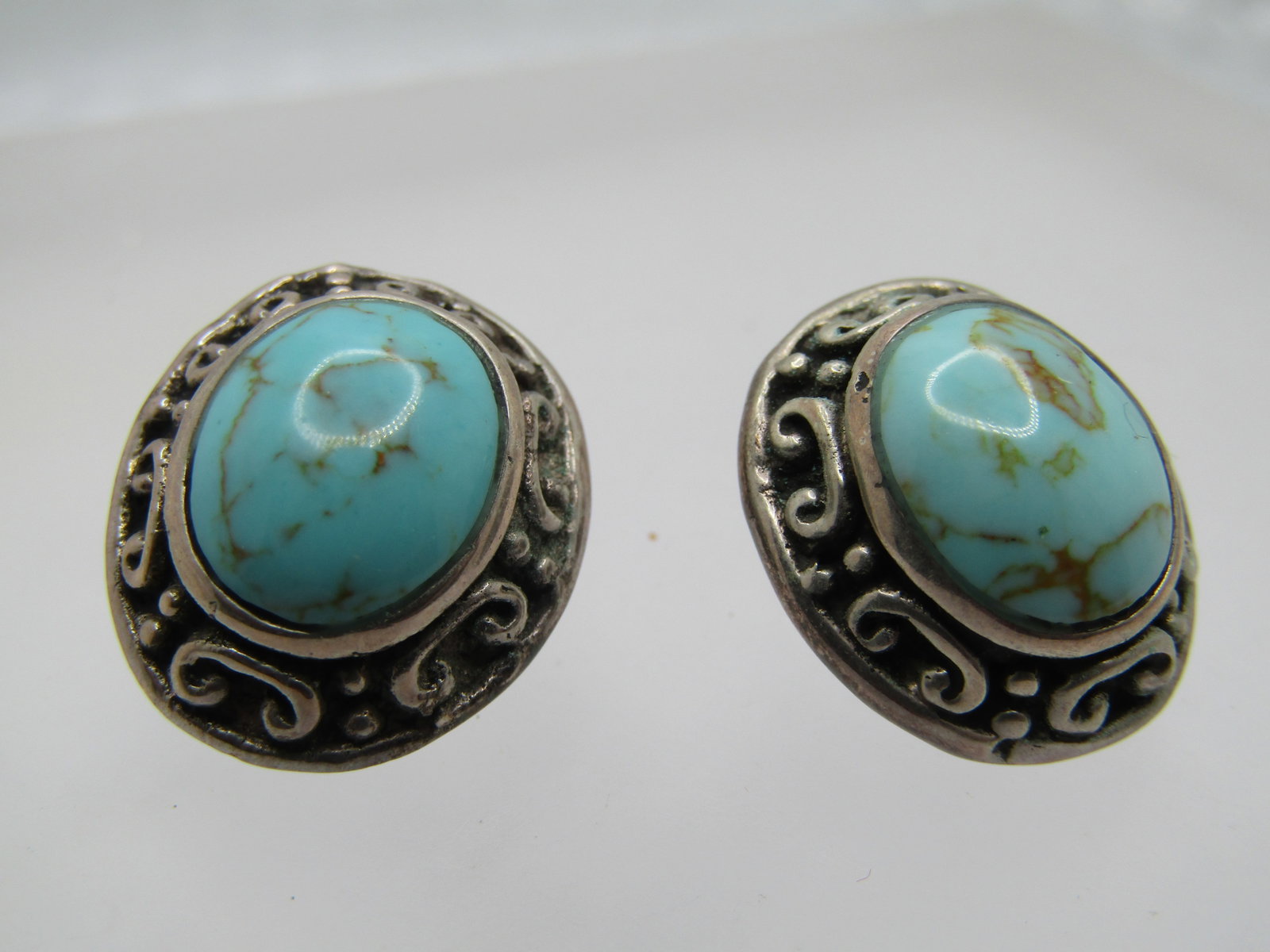 Vintage Sterling Southwestern Faux Turquoise Earrings. 1990's - 4