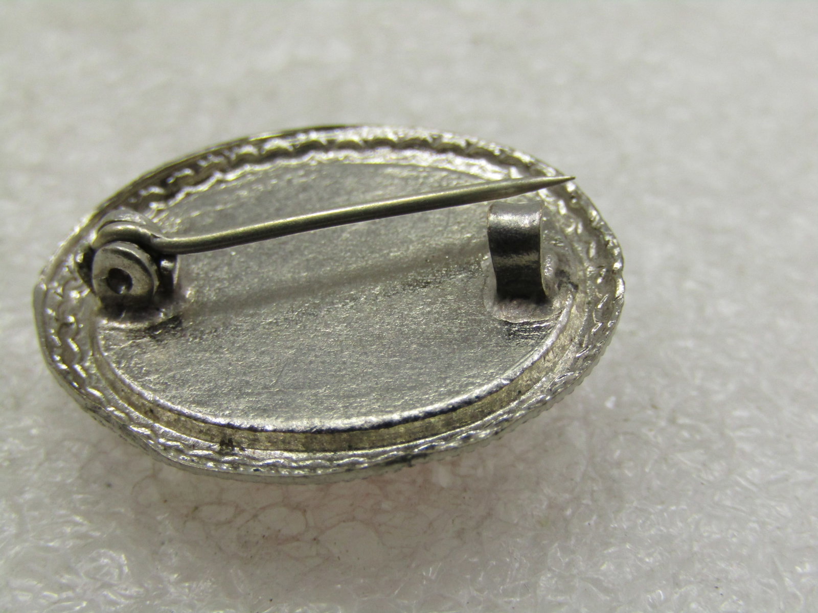 Vintage Pink Glass Framed Brooch, C-Clasp, 1930's-1940's. - 6