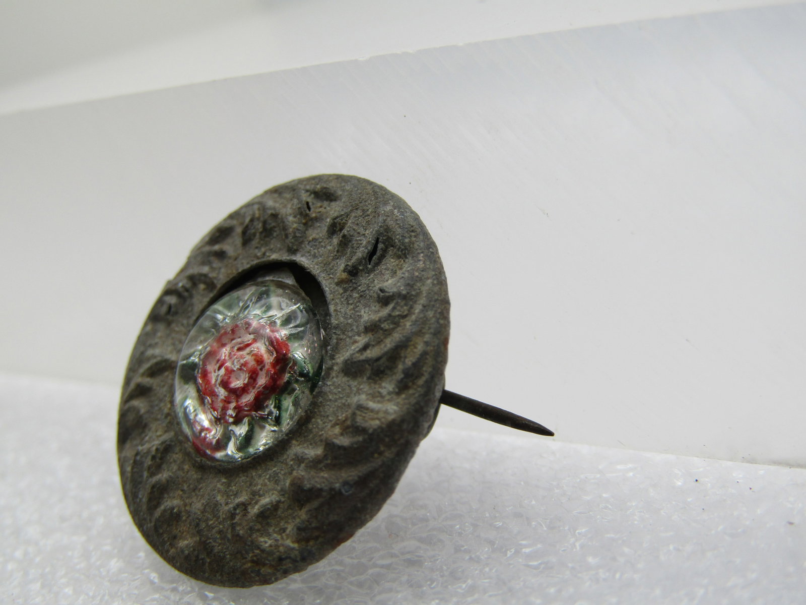 Antique Floral Glass Pressed Metal Brooch, C-Clasp, 1800's. Pressed silver tone metal with a - 2