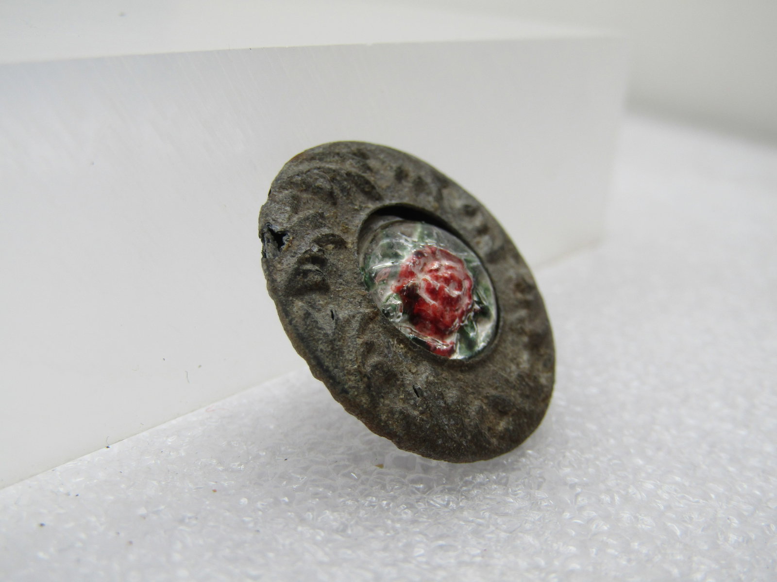 Antique Floral Glass Pressed Metal Brooch, C-Clasp, 1800's. Pressed silver tone metal with a - 3