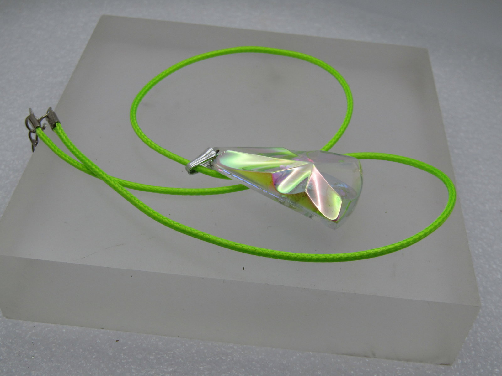 Vintage Rainbow Shimmer Palm Tree Glass Necklace, 16"-18" - 8