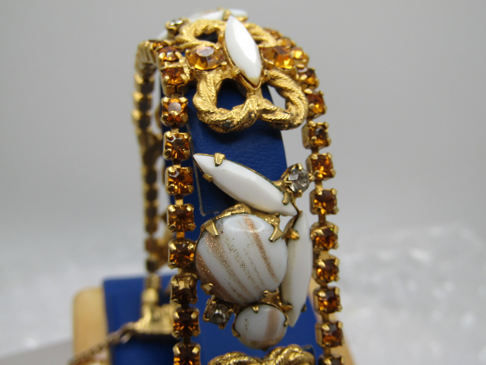 Vintage White & Honey Rhinestone Bracelet, Glitter Glass Cabochons, 7.5", Mid-Century - 3