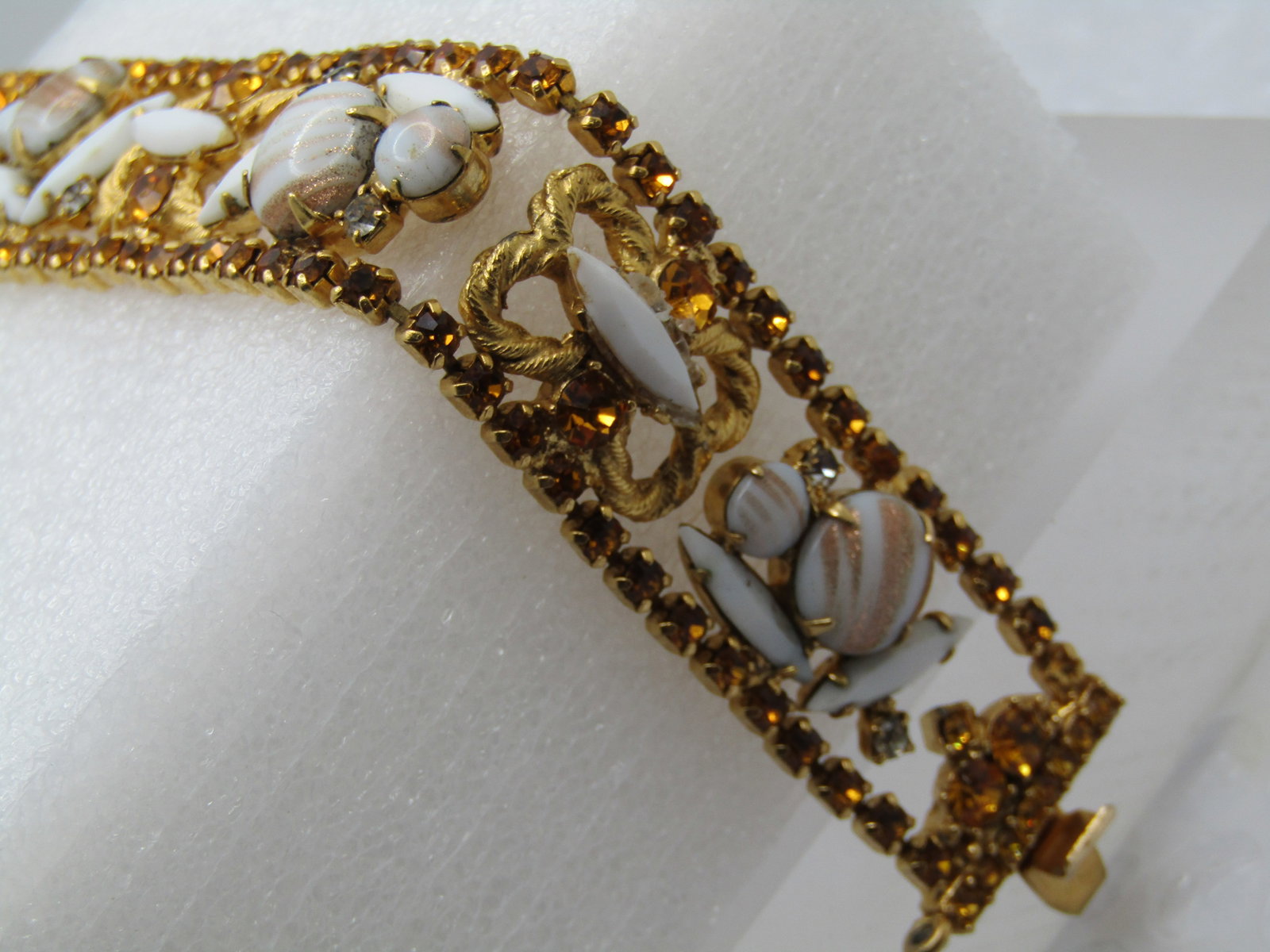 Vintage White & Honey Rhinestone Bracelet, Glitter Glass Cabochons, 7.5", Mid-Century - 7