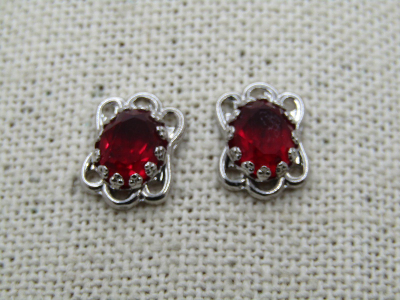 Vintage Sterling Red Stone Stud Earrings, 1980's-1990's - 4