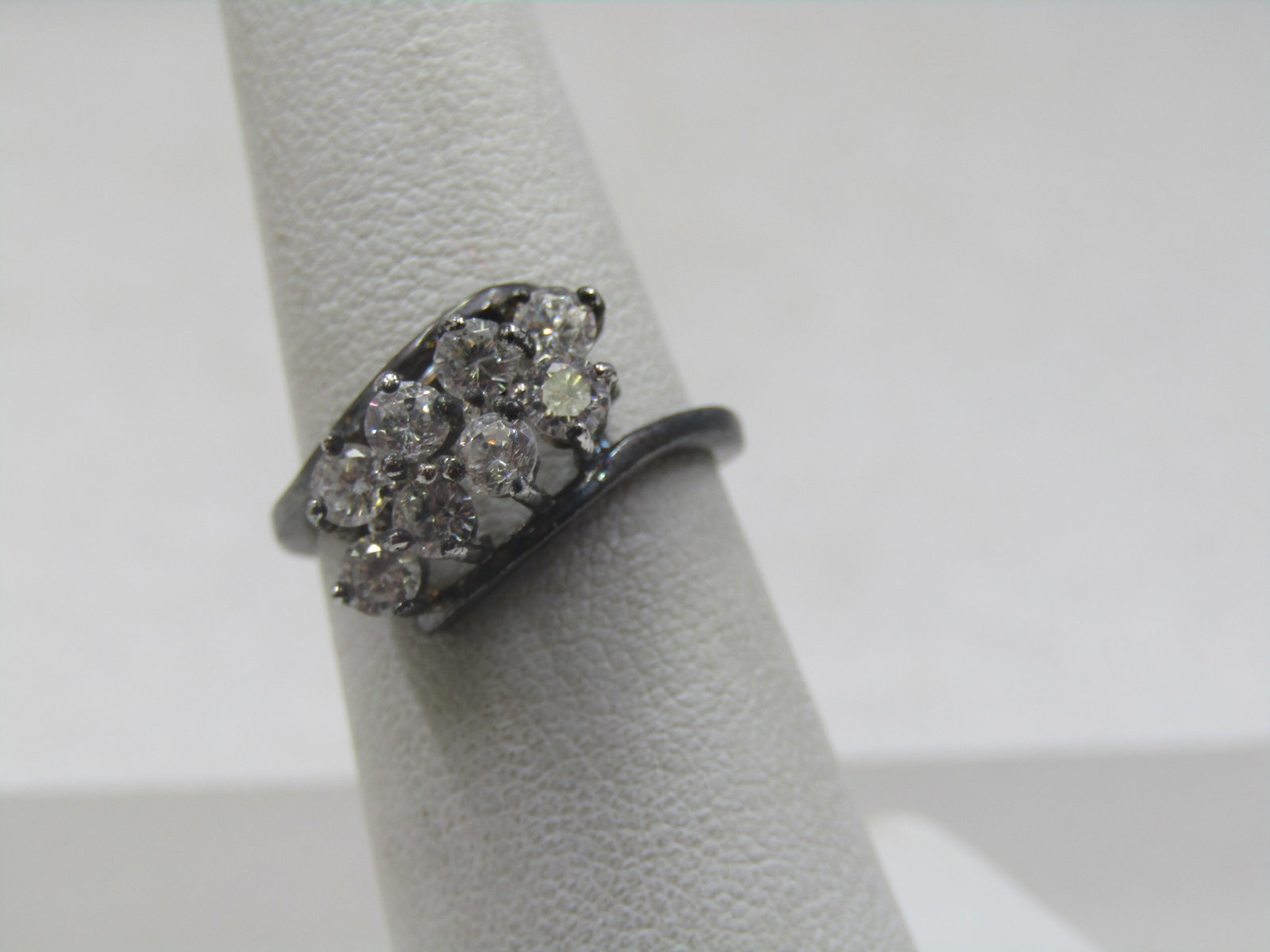 Vintage Sterling Clear Stone Ring, Sz. 6 (1 of 8)