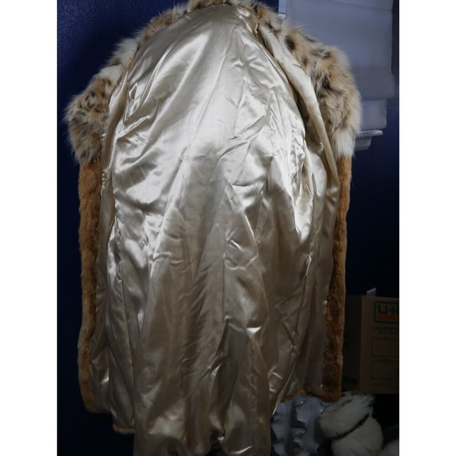 Beautiful Blond Sheared Chevron Nutria & Spotted Lynx Hood Fur Coat Jacket - 5