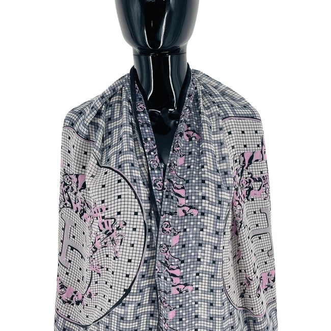 Hermes Grey Printed 100% Silk Scarf - 2