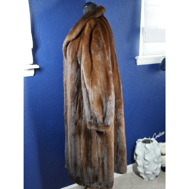 Beautiful Full length Mink Fur Coat Jacket - 2