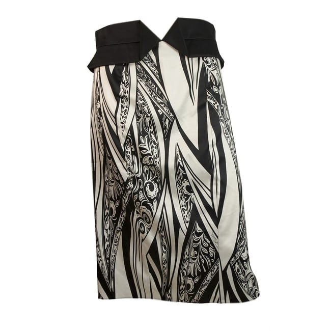 Just Cavalli Black & White Floral Print Below Knee Length Skirt Size 44 - 7