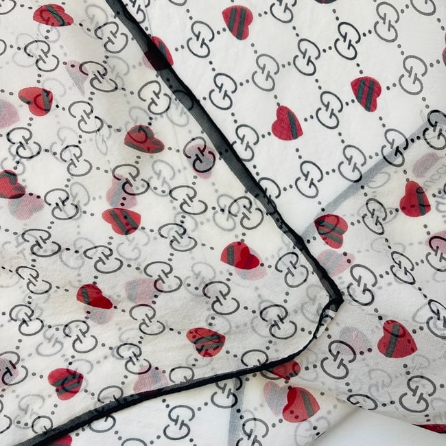 Gucci White Printed 100% Silk Scarf! - 5