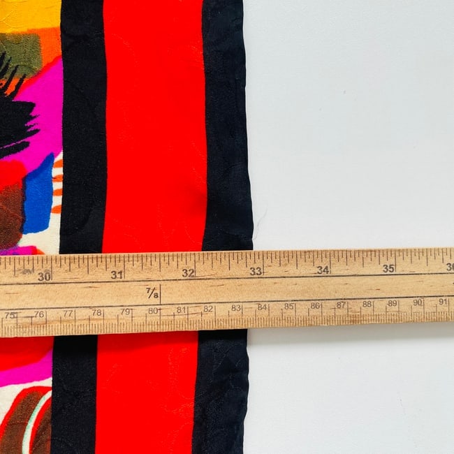 Balenciaga Red Printed 100% Silk Scarf - 8