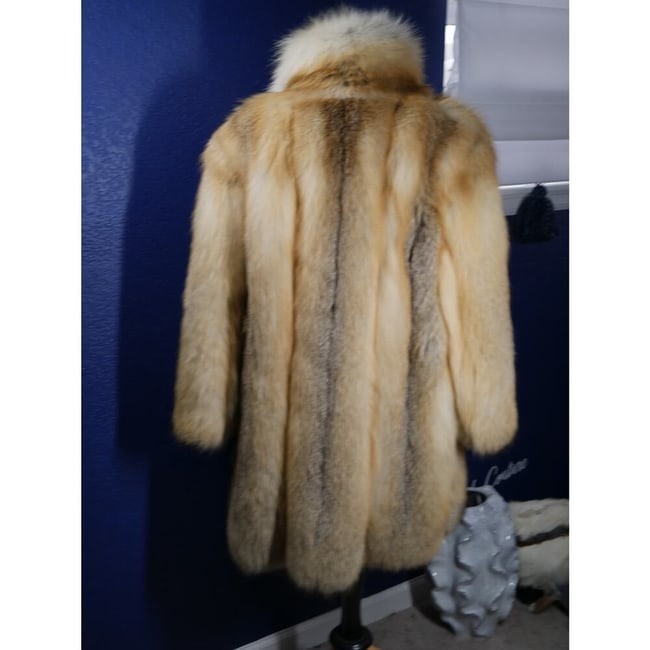 Stunning Golden Island Fox Fur Stroller Coat Jacket - 3