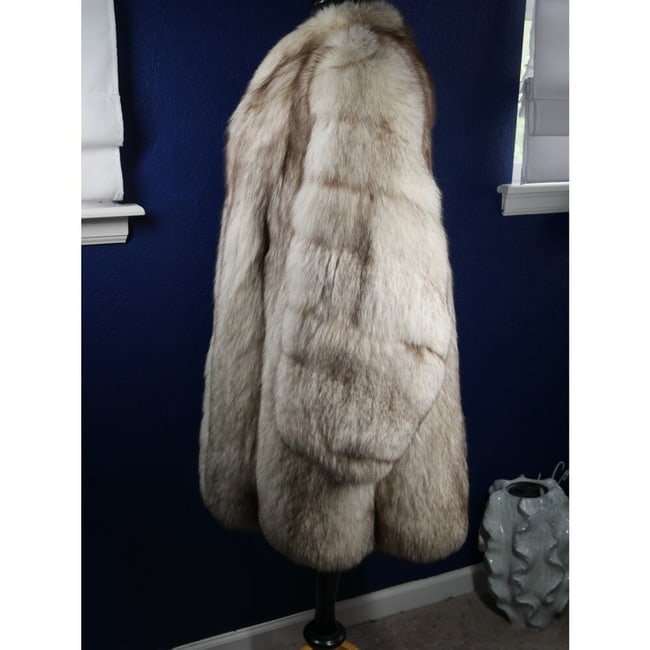 Big Fluffy Blue Fox Fur 3/4 length stroller Coat Jacket - 2