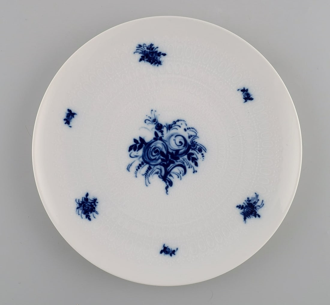 Bjorn Wiinblad for Rosenthal. Five Romanze Blue Flower Porcelain Plates. 1960s. - 3