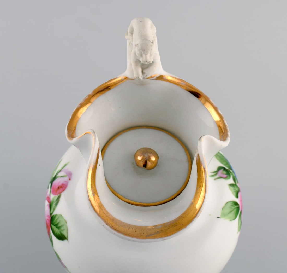 Antique Bing & Grondahl chocolate jug in porcelain modeled with a lion on the handle. Hand-painted - 6