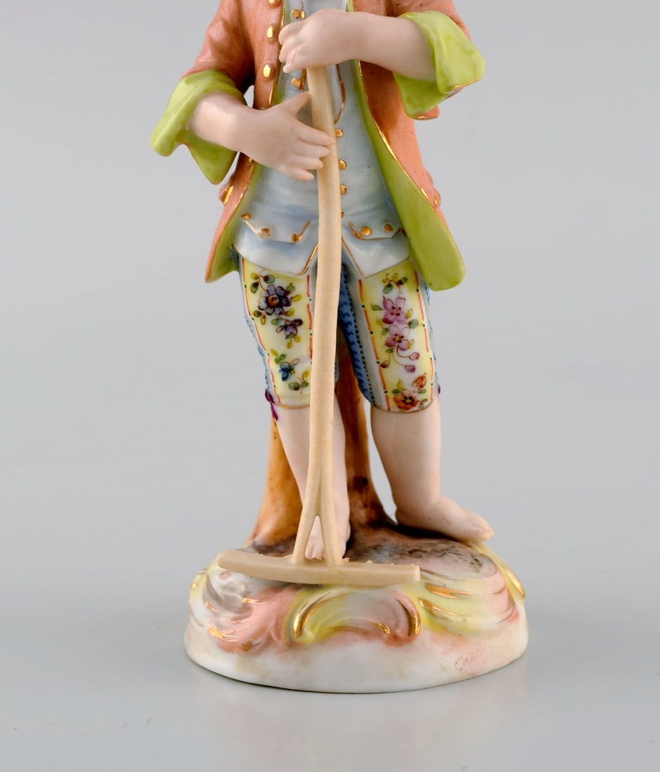 German porcelain figurine. Young gardener. 20th century. - 4