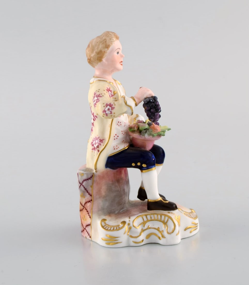 Royal Crown Derby, England. Hand-painted porcelain figure. "Fruitseller". 1930s. - 6