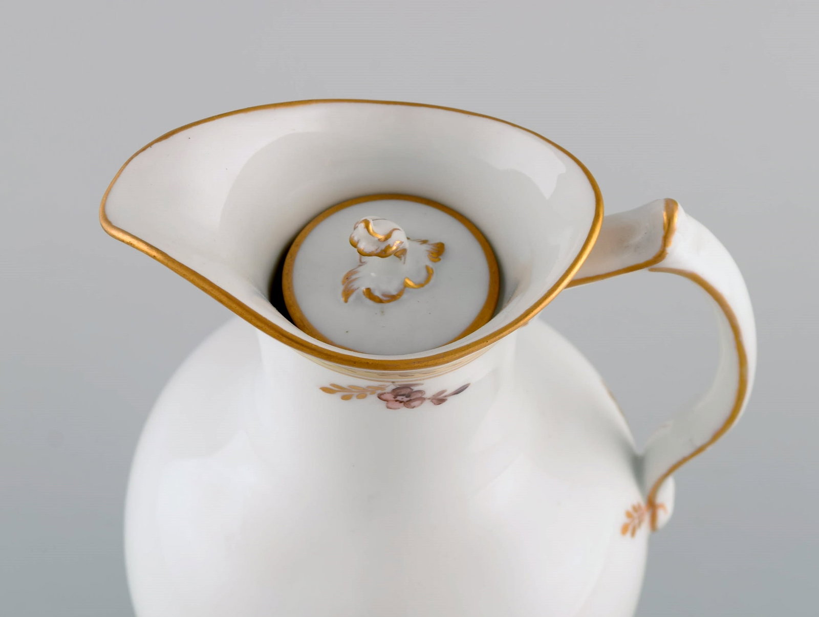 Royal Copenhagen Golden Basket chocolate jug in porcelain with flowers and gold decoration. Model - 3