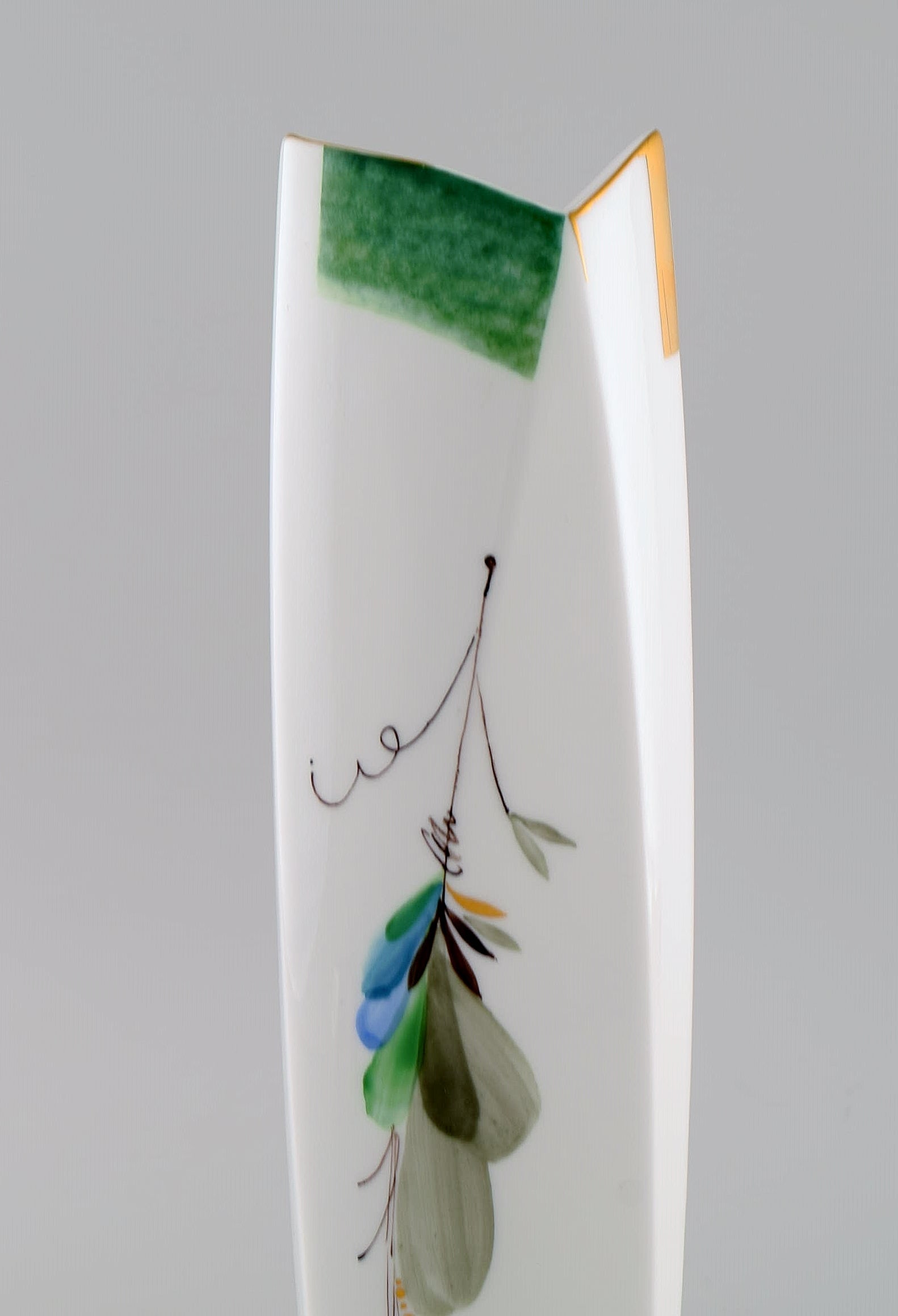 Modernist Cosmopolitan Meissen vase in hand-painted porcelain. 1970s / 80s. - 3