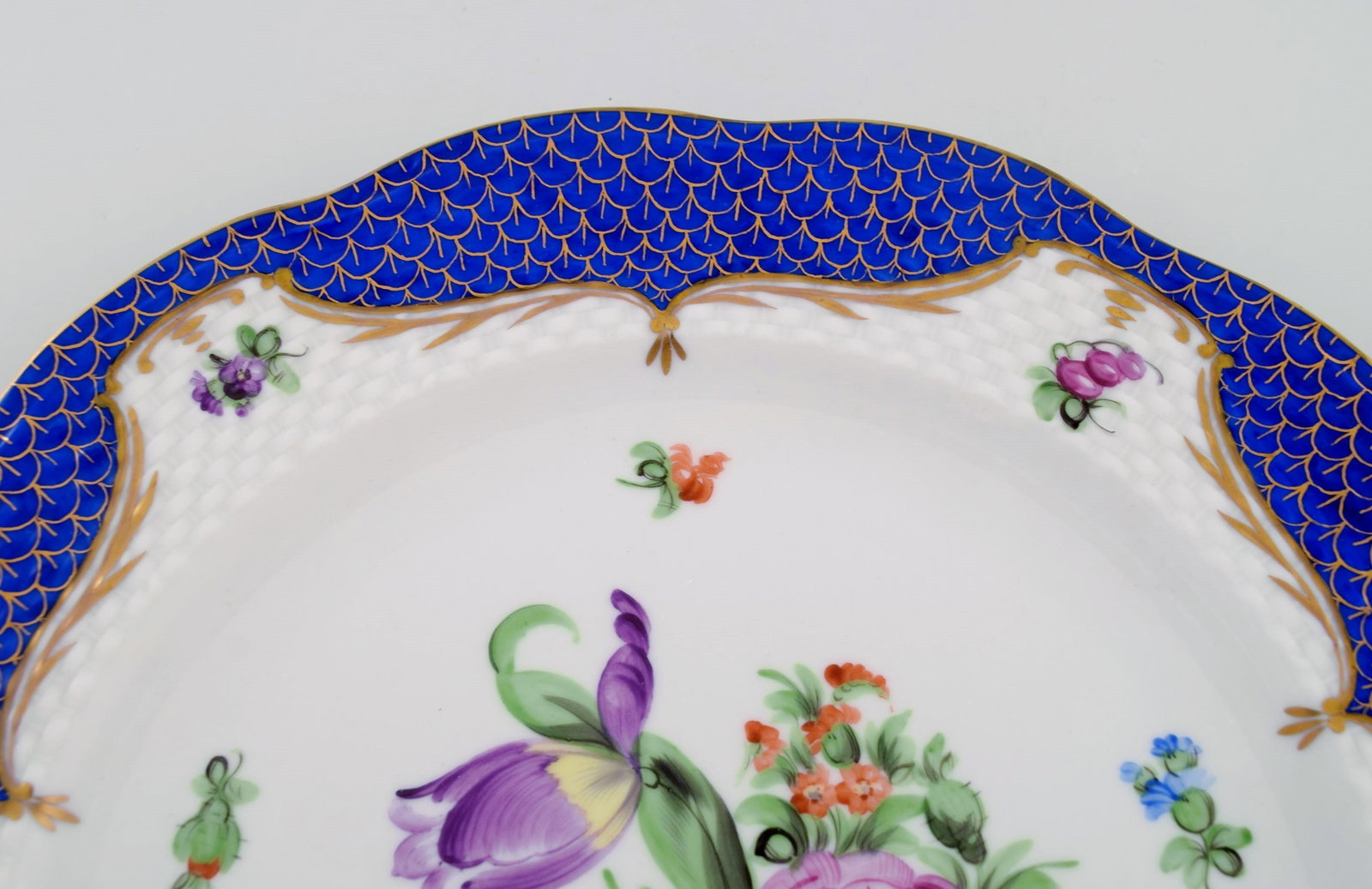 Herend dinner plate in hand-painted porcelain. Dated 1941. - 4
