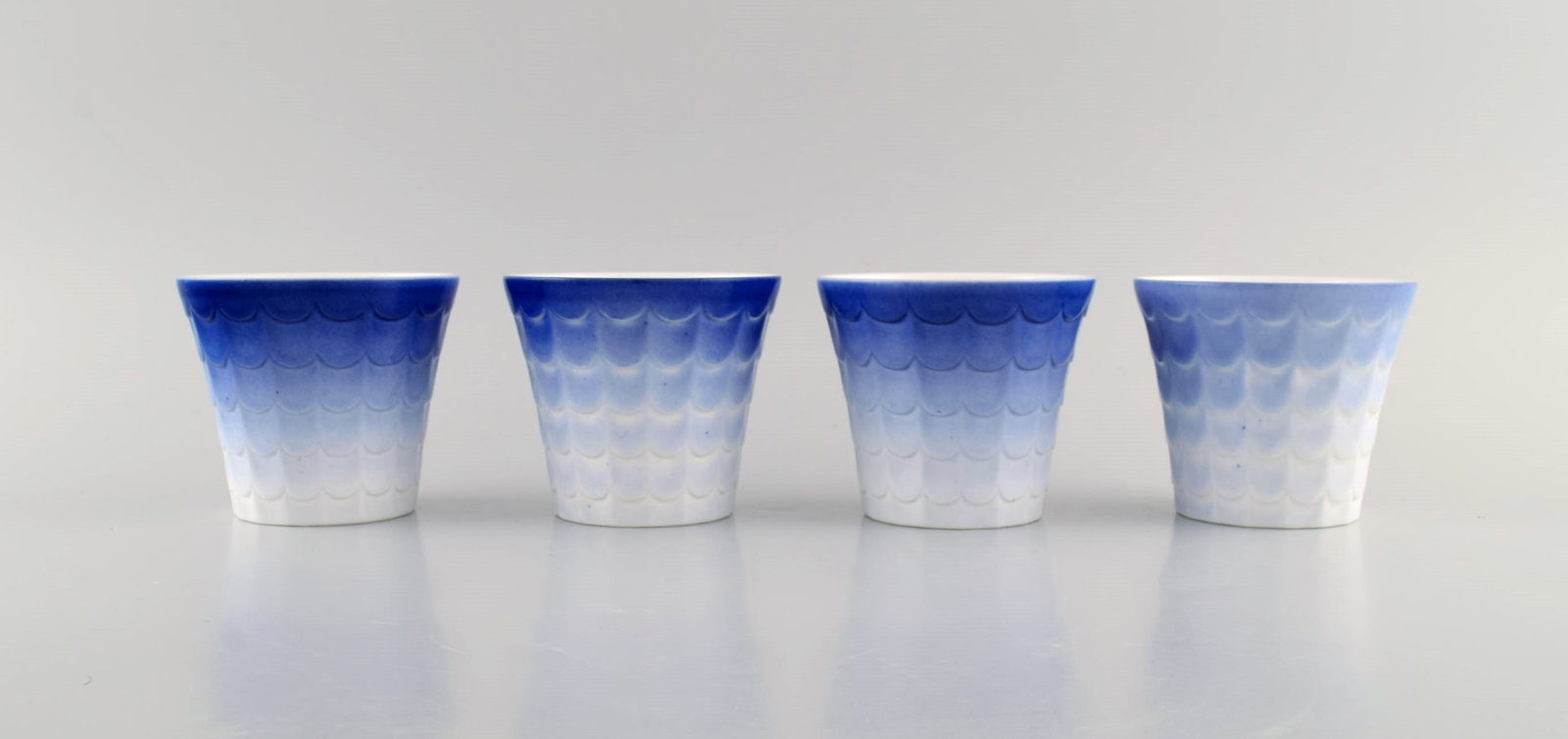 Wilhelm Kage for Gustavsberg. Four art deco herb pots in glazed porcelain. Swedish design, 1960s. - 4