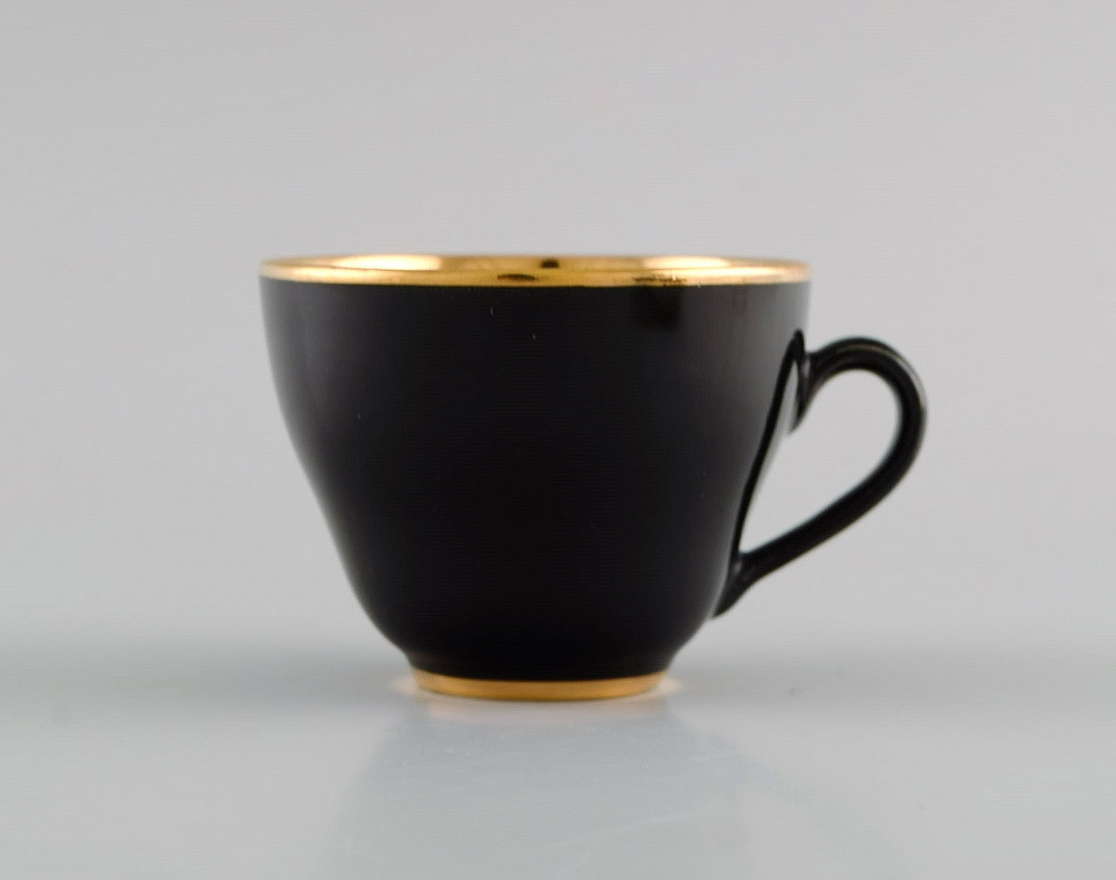 Royal Copenhagen / Aluminia Confetti mocha cup with saucer and sugar bowl in black glazed faience - 4
